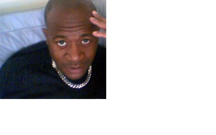 Date this beautiful United Kingdom man Ianlikesthem1s from London GB166