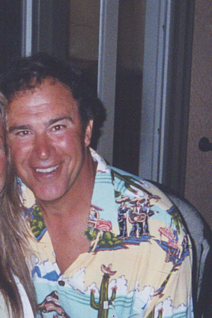 Date this funny United States man Mikey from Santa Cruz US2952