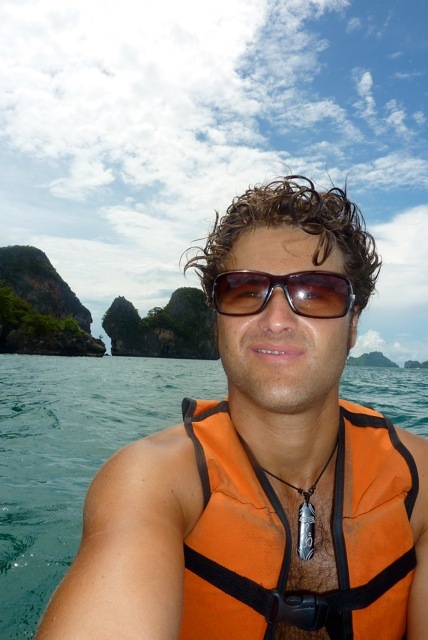 Date this foxy Brazil man Daniel from Rio De Janeiro AU59