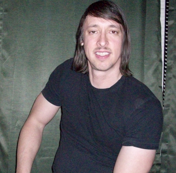 Date this athletic United States man Douglas from Toledo US3008