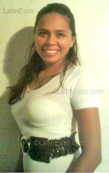 Date this foxy Colombia girl Milena Patricia from Barranquilla CO1092