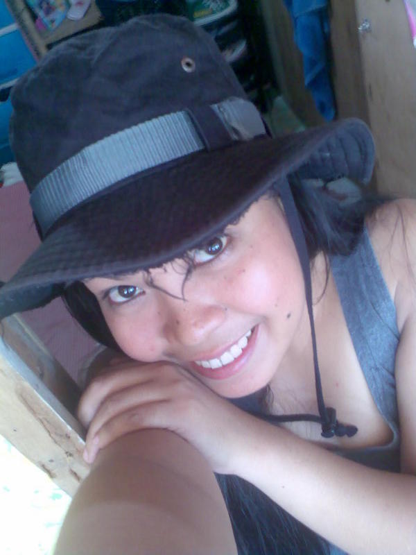 Date this athletic Philippines girl Maricar from Iloilo PH145