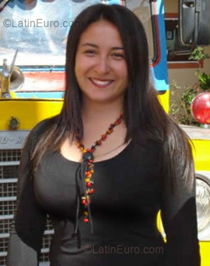 Date this delightful Colombia girl Luz Angela from Bogota CO1108