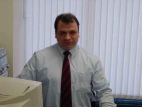 Date this hot Switzerland man Erni from Z********¼rich CH34