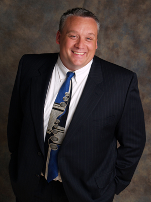 Date this young United States man Eddy from Clare US3215