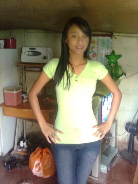 Date this stunning Philippines girl Rizza021 from Bulacan PH195