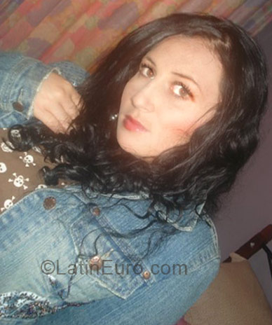 Date this athletic Colombia girl Diana Maria from Bogota CO1151