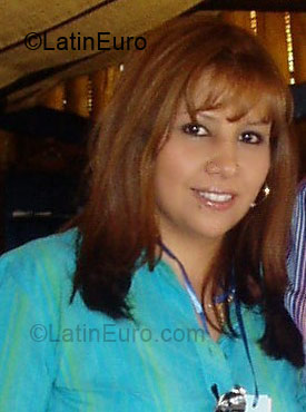 Date this voluptuous Colombia girl Luz Mireya from Bogota CO1159