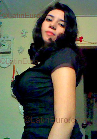 Date this funny Colombia girl July Andrea from Barranquilla CO1161