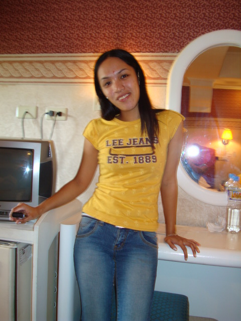 Date this fun Philippines girl Louvelle from General Santos City PH200