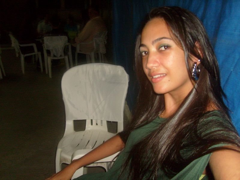 Date this voluptuous Brazil girl REAPVIEIRA from Uberlandia BR1471