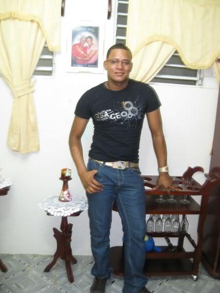 Date this lovely Dominican Republic man Amauris alexander from Santiago DO1387