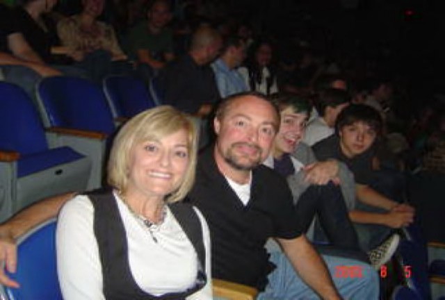 Date this exotic United States man Dino from Gresham US3509