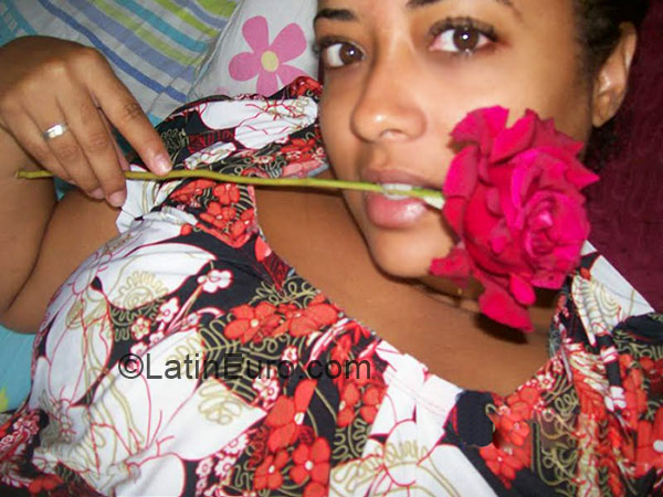 Date this happy Brazil girl Itana from Rio De Janeiro BR1584