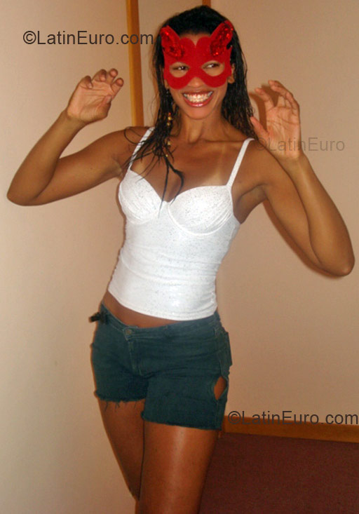 Date this beautiful Brazil girl Ana from Sao Paulo BR1610