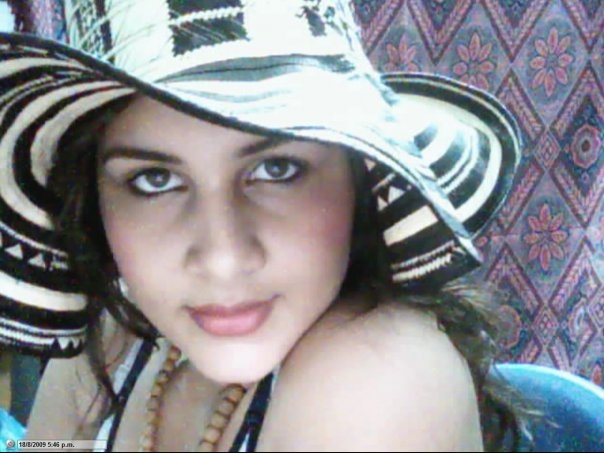 Date this foxy Colombia girl Nana from Ibague CO1371