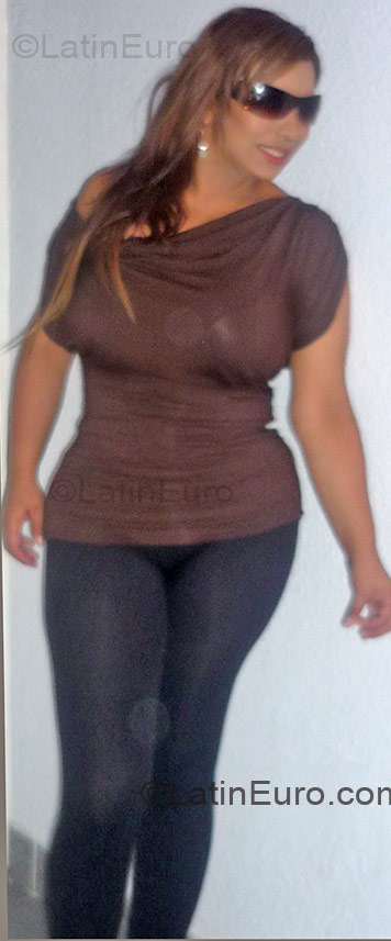 Date this stunning Colombia girl Angela from Fusagasuga CO1541