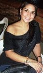 stunning Colombia girl Lina from Cali CO1572