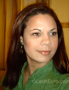 Date this athletic Brazil girl Renata from Sao Paulo BR1922