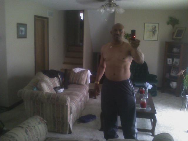 Date this stunning United States man Skeeter53 from Kansas City US4521