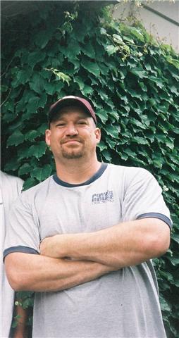 Date this voluptuous Canada man TallCanadian from London CA184