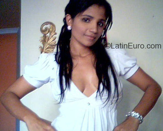 Date this tall Colombia girl Adrianachavez from Barranquilla CO2022