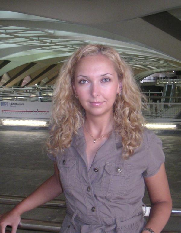 Date this hard body United Kingdom girl Lacute01 from London GB286