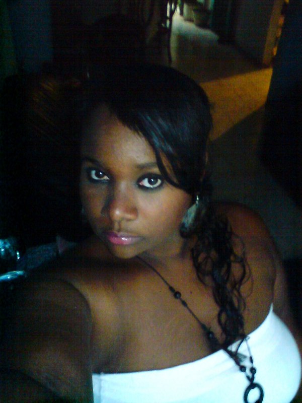 Date this stunning Colombia girl Marcelitazc from Cali CO2098