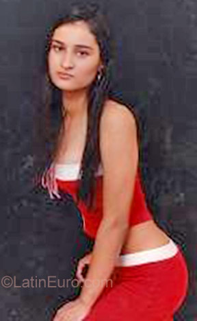 Date this stunning Colombia girl Tania Yeraldin from Granada CO2206