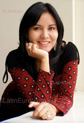 Date this fun Peru girl Tania from Lima PE522