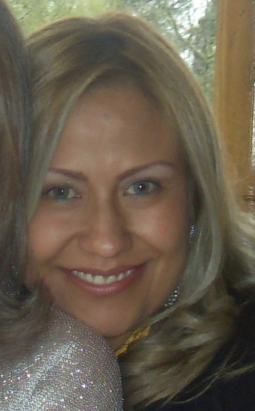 Date this young Colombia girl ADMARONI from Bogota CO2409