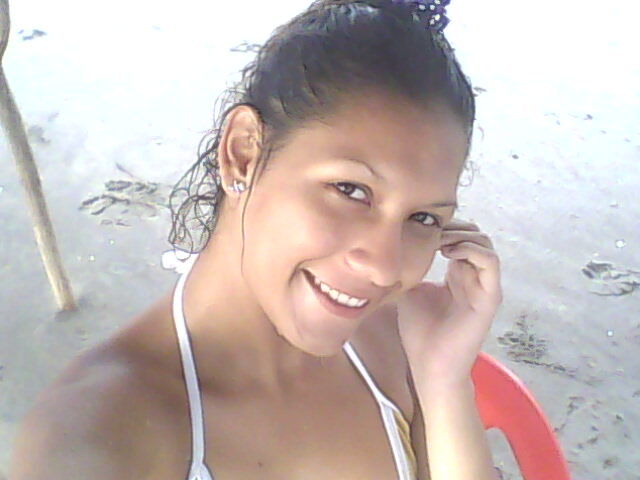 Date this exotic Colombia girl Andrea2492 from Barranquilla CO2411