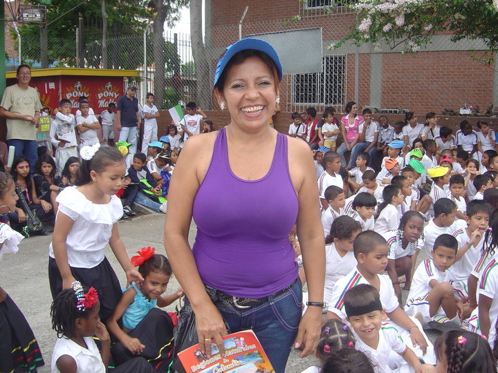 Date this gorgeous Colombia girl Mily2010 from Cali-valle Del Cauca. US5040