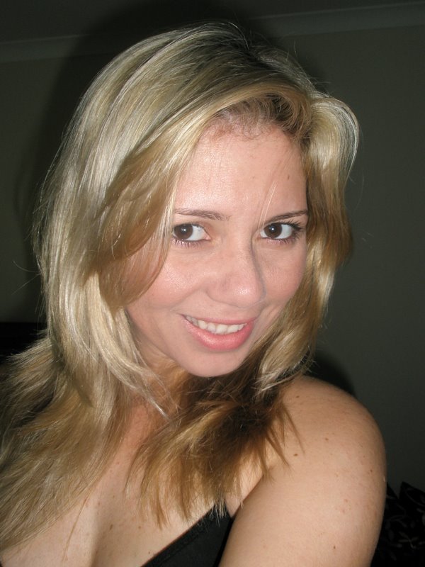 Date this pretty Brazil girl Camila from Rio De Janeiro BR2204