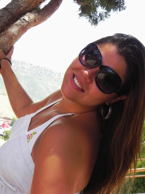 Date this pretty Brazil girl Ia from Sao Paulo BR2231