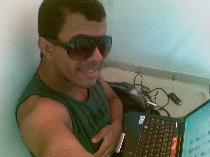 Date this exotic France man Robertall from Brazil FR73