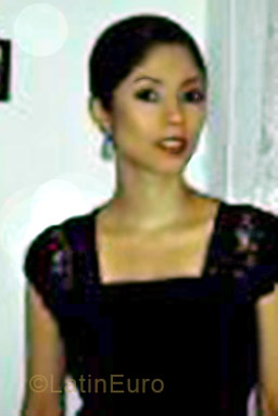 Date this happy Colombia girl Zerbinetta8 from Medellin CO2898