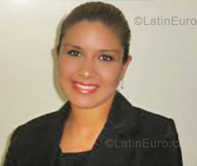 Date this stunning Brazil girl Jakeline from Vila Velha BR2264