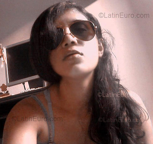 Date this nice looking Brazil girl Orgeany from Sao Luis BR2321