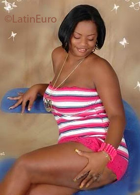 Date this sultry Dominican Republic girl De from San Pedro De Macoris DO3338