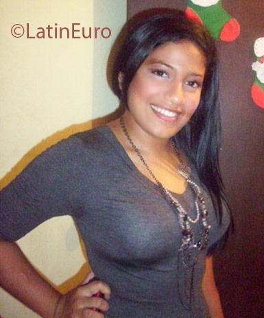 Date this good-looking Colombia girl Mayra Alejandra from Santa Marta CO2954