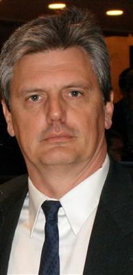 Date this young United Kingdom man Carl from Avon GB318