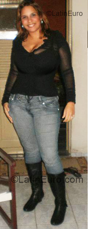 Date this happy Brazil girl Carolina from Vitoria De Santo Anttao BR2377