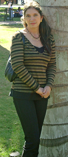 Date this exotic Colombia girl Aura from Bogota CO3068