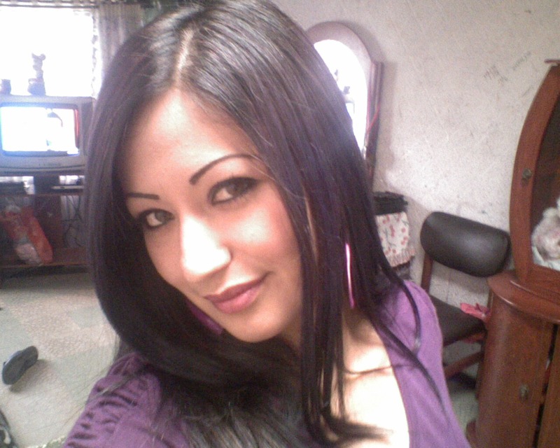 Date this good-looking Colombia girl Ingridcarolina from Bogota CO3155
