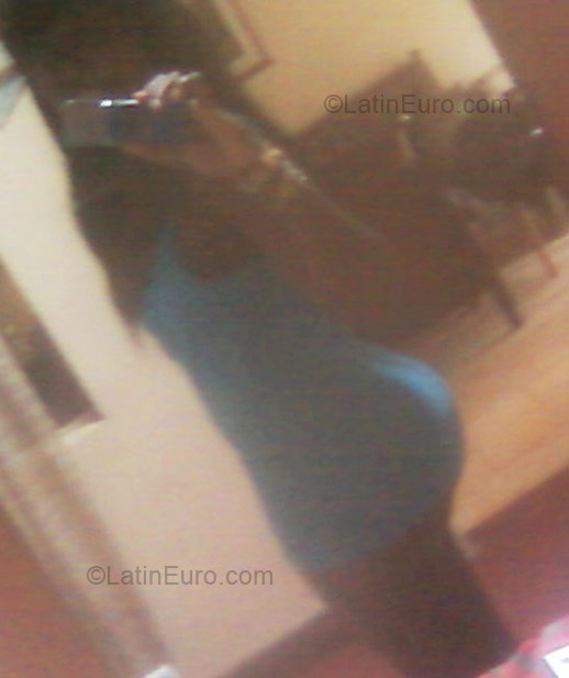 Date this georgeous Colombia girl Luisabb from Cali CO3172