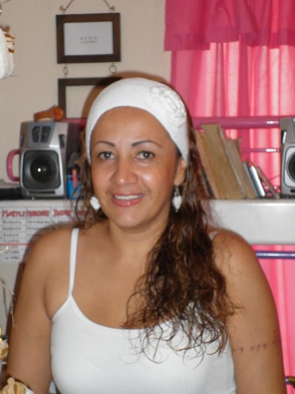 Date this gorgeous Colombia girl Lucero74 from Cali CO3223