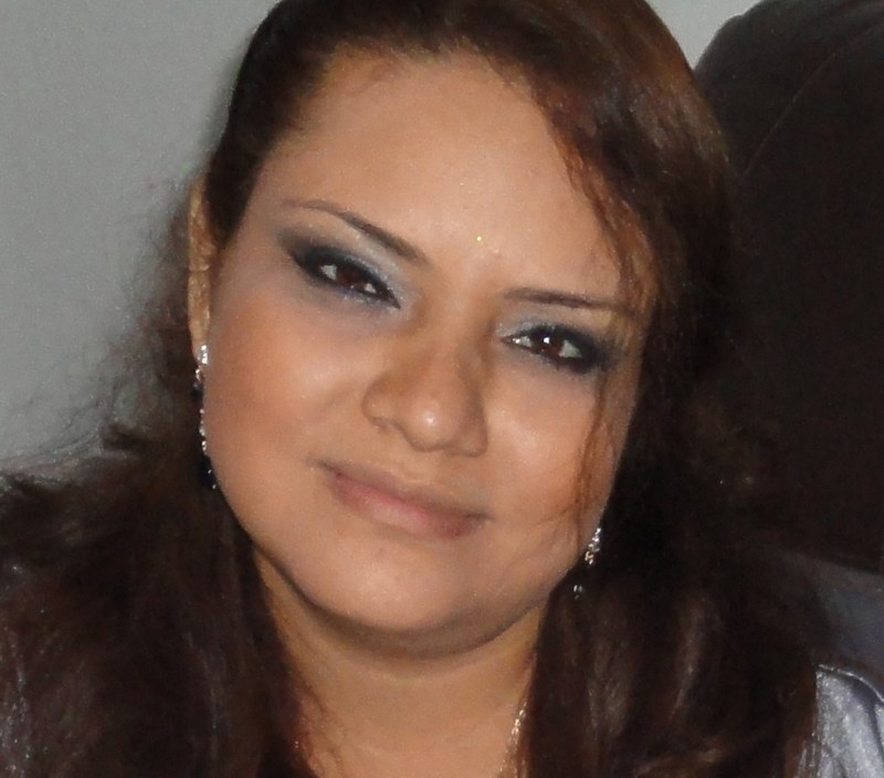 Date this exotic Peru girl Cynthia from Piura PE233