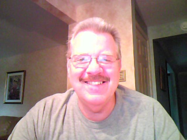 Date this hard body United States man US5677 from Cleveland US5677