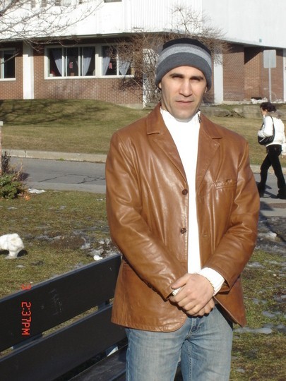 Date this passionate Canada man Ary from Montreal CA229